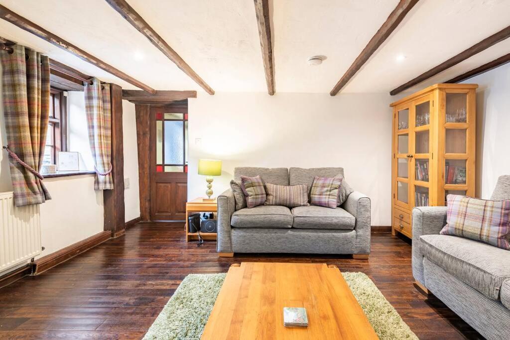 Peak District - 1 Harrow Cottage - Great Longstone المظهر الخارجي الصورة