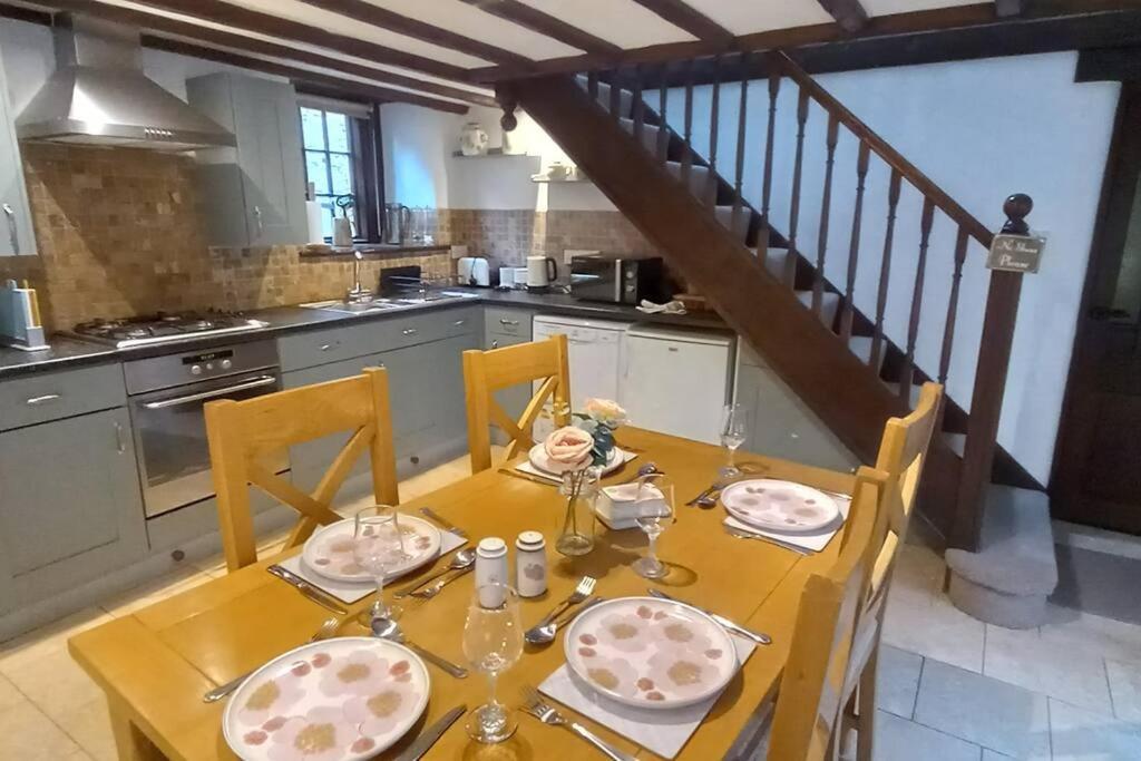 Peak District - 1 Harrow Cottage - Great Longstone المظهر الخارجي الصورة